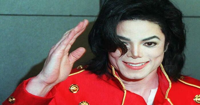  Charmante et belle fille de Michael Jackson a attiré l’attention de tout le monde avec sa beauté