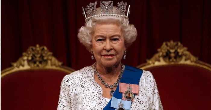  Voici sa beauté : Voilà à quoi ressemblait la reine Elisabeth II, elle était encore jeune