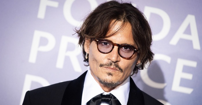  Le pouvoir du temps est très fort: après le procès, le célèbre acteur Depp a vieilli et est difficile à reconnaître