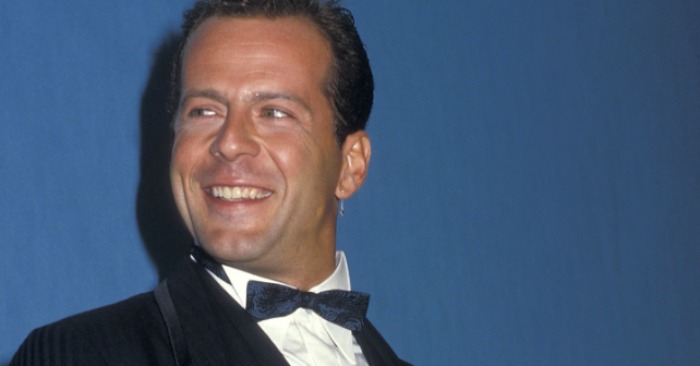 «L’âge l’a changé»: Bruce Willis, presque 67 ans, l’a remarqué et a pris une photo pendant la marche