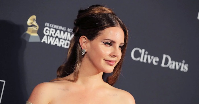  «Sensiblement arrondi en gagnant 66 livres»: Voici Lana Del Rey dans les récents clichés de paparazzi qui a changé au point d’être méconnaissable