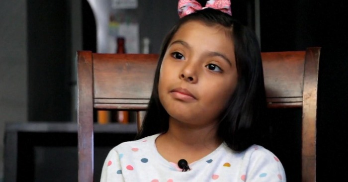  «Son QI est plus élevé que celui d’Einstein»: une jeune Latina a obtenu son diplôme à 8 ans